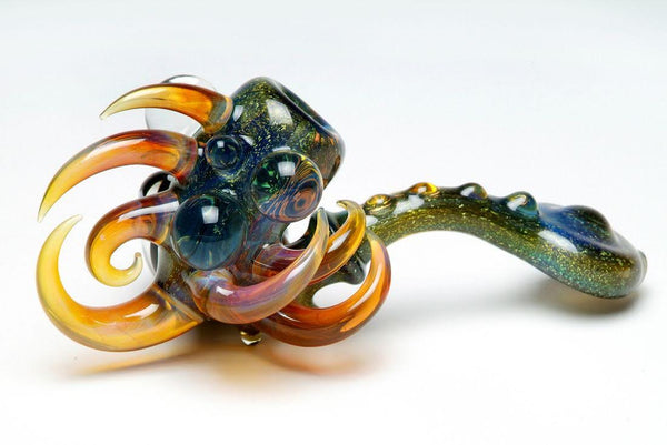 Elevating the Smoking Experience: The Artistry of Custom Smoking Accessories